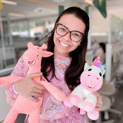 Dra. Natália Matsuda — Odontopediatria